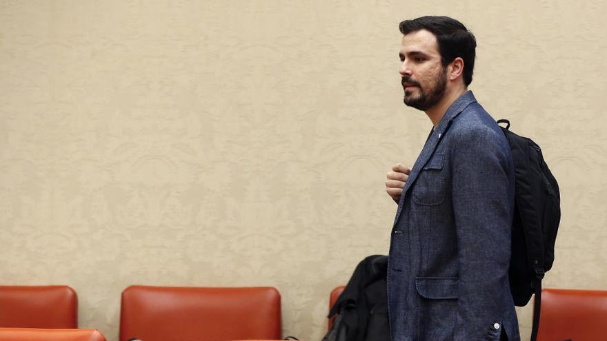 Alberto Garzón, en una instantánea antes de una comisión del Congreso