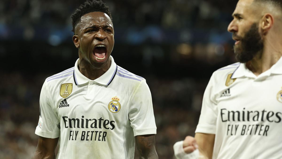 Benzema y Vinícius, en un partido del Real Madrid.