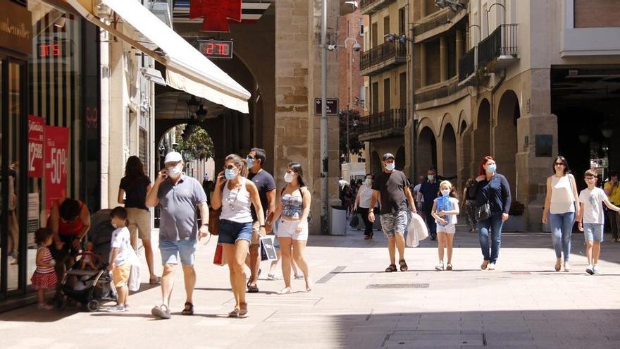 Ambient a l&#039;Eix Comercial de Lleida durant el diumenge