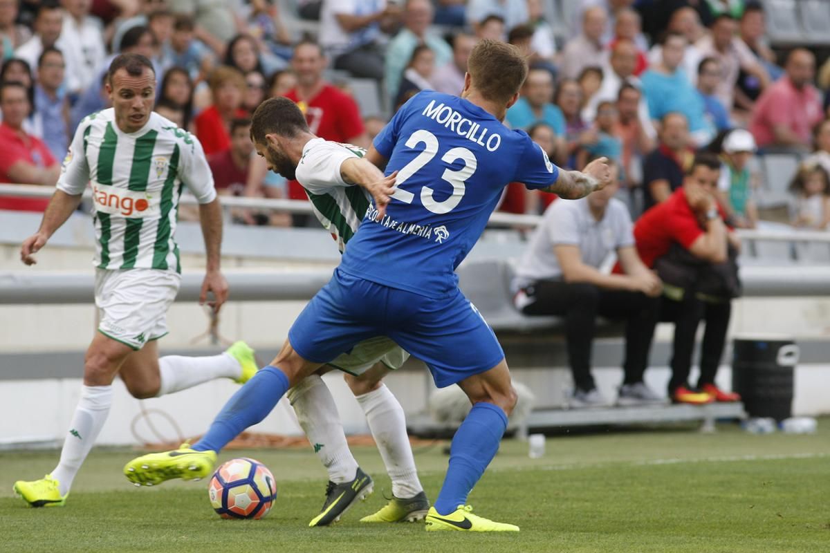 FOTOGALERÍA / Victoria vital del Córdoba frente al Almería