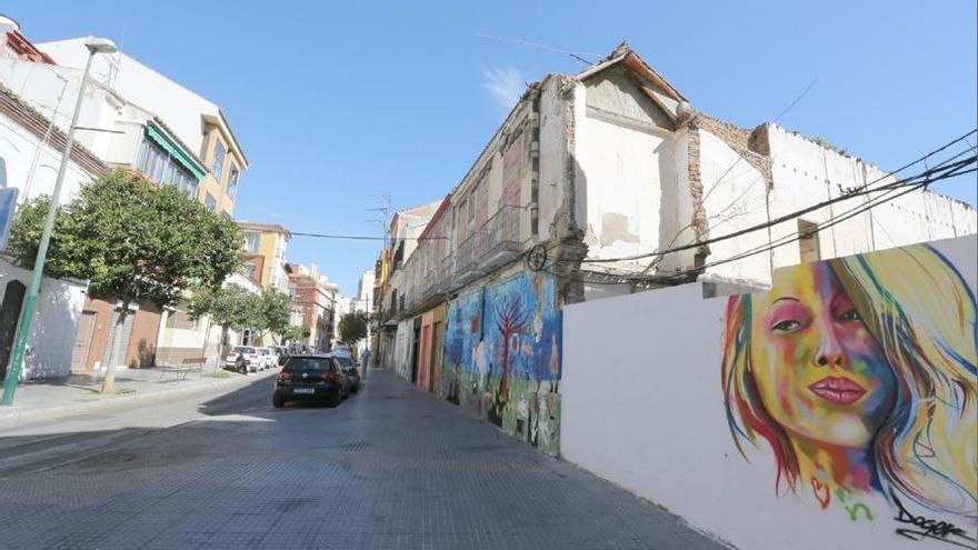 El incendio se produjo el domingo por la tarde en la calle Lagunillas.