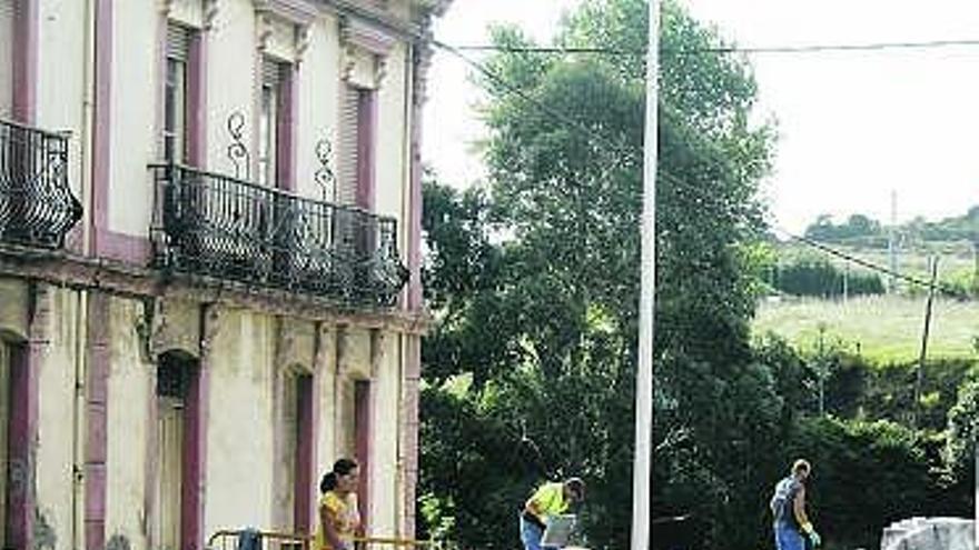 Núcleo de Perán, donde deberá comenzar la segunda fase de los trabajos.