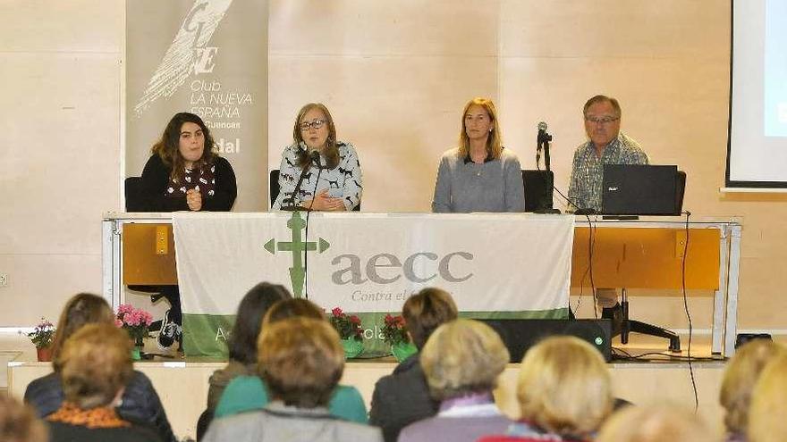 Itziar Vicente, Loli Olavarrieta, Eva Miranda y José Antonio Llavona.