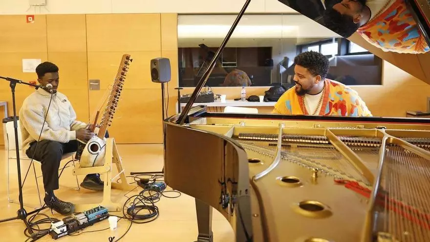 Vídeo | Assaig a l'Auditori de Girona entre Momi Maiga i Amaro Freitas