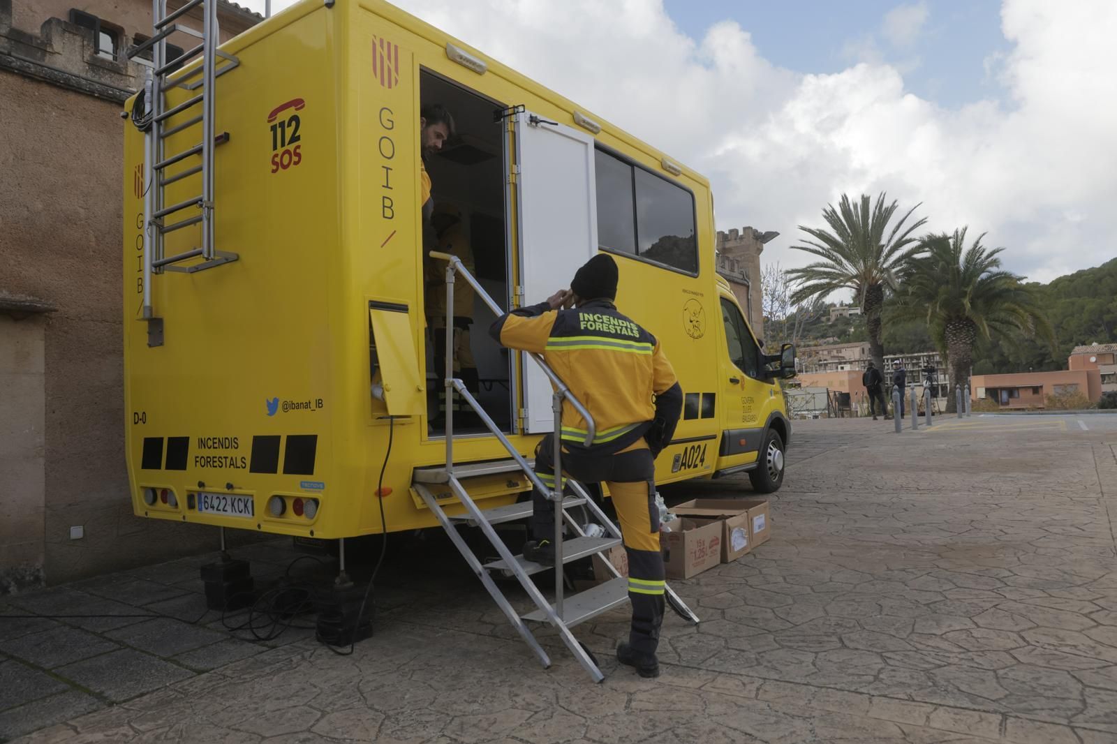FOTOS | Dan por controlado el incendio de Andratx