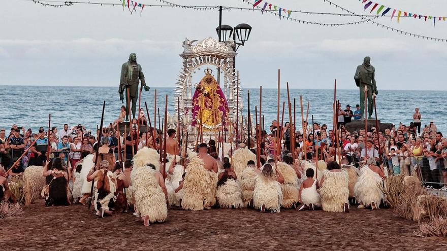 Y al tercer año la Virgen salió a las calles de Candelaria