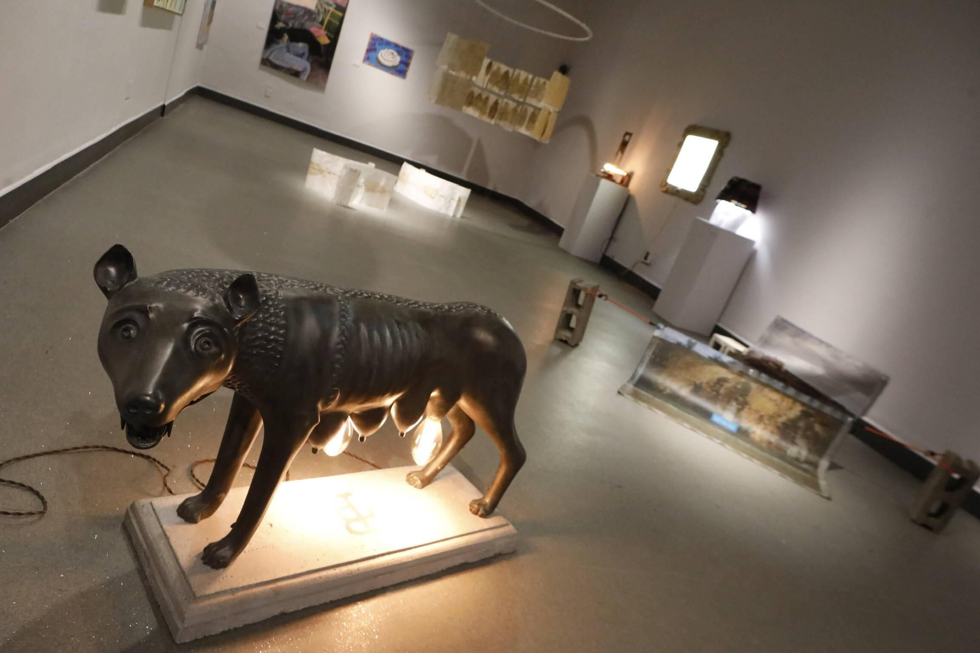 La presentación de la Muestra de Artes Plásticas en el Antiguo Instituto, en imágenes