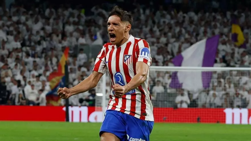 Tan bonito... como poco útil al final: el misil de Nahuel Molina que dejó helado el Bernabéu