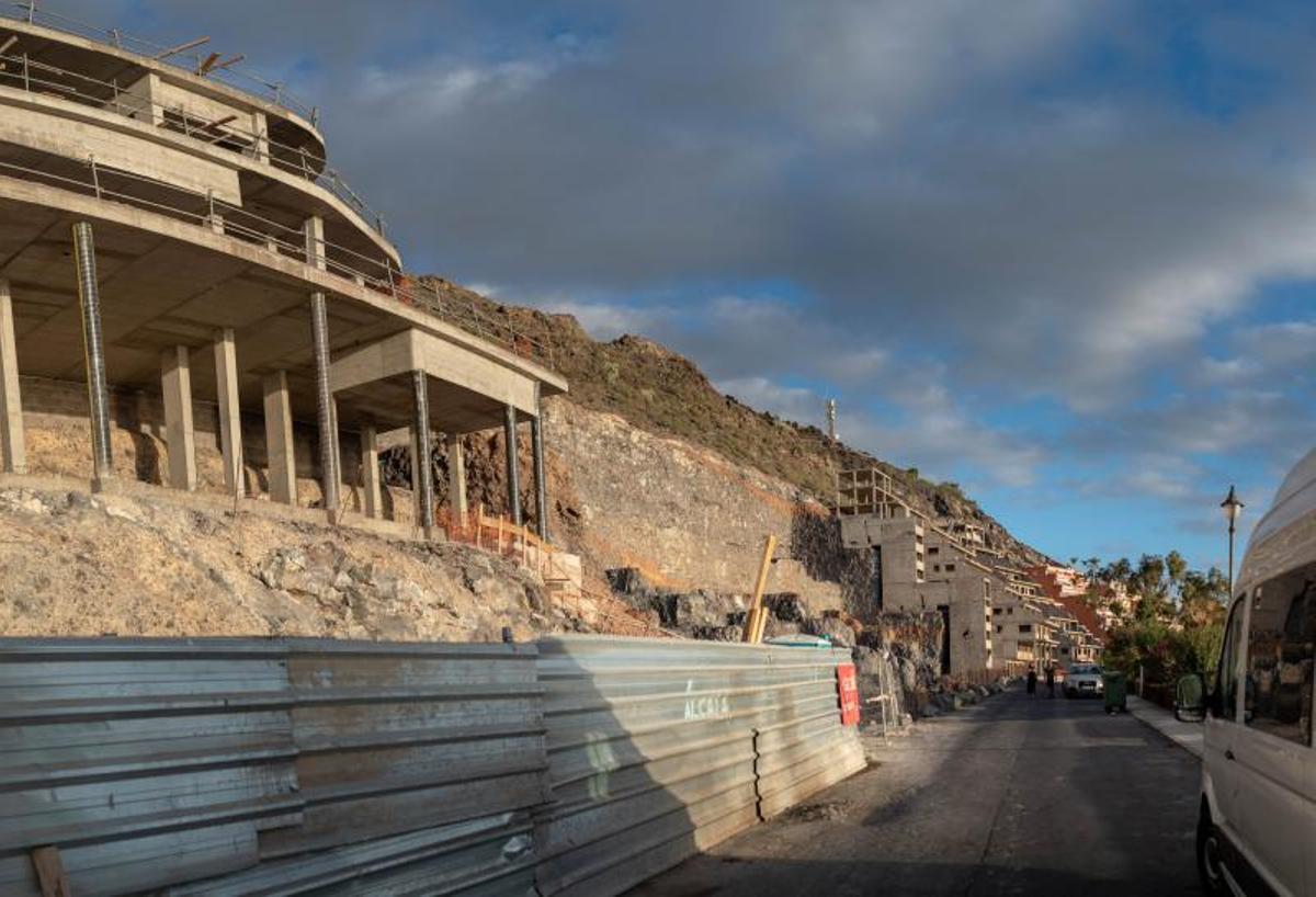 Construcción de complejos turísticos en Los Gigantes.