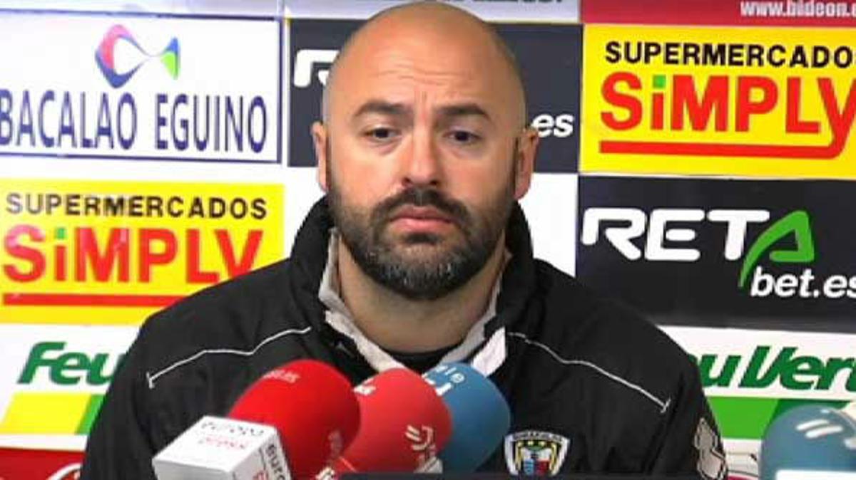 David Movilla, entrenador del Barakaldo: El objetivo es eliminar al Valencia