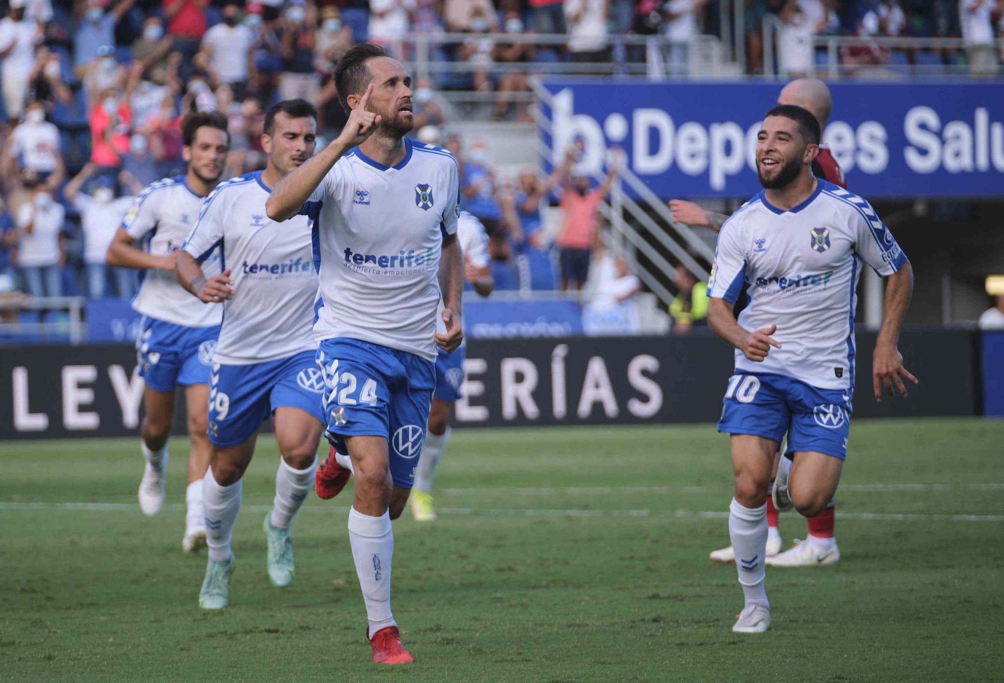 Encuentro entre el CD Tenerife y el Mirandés