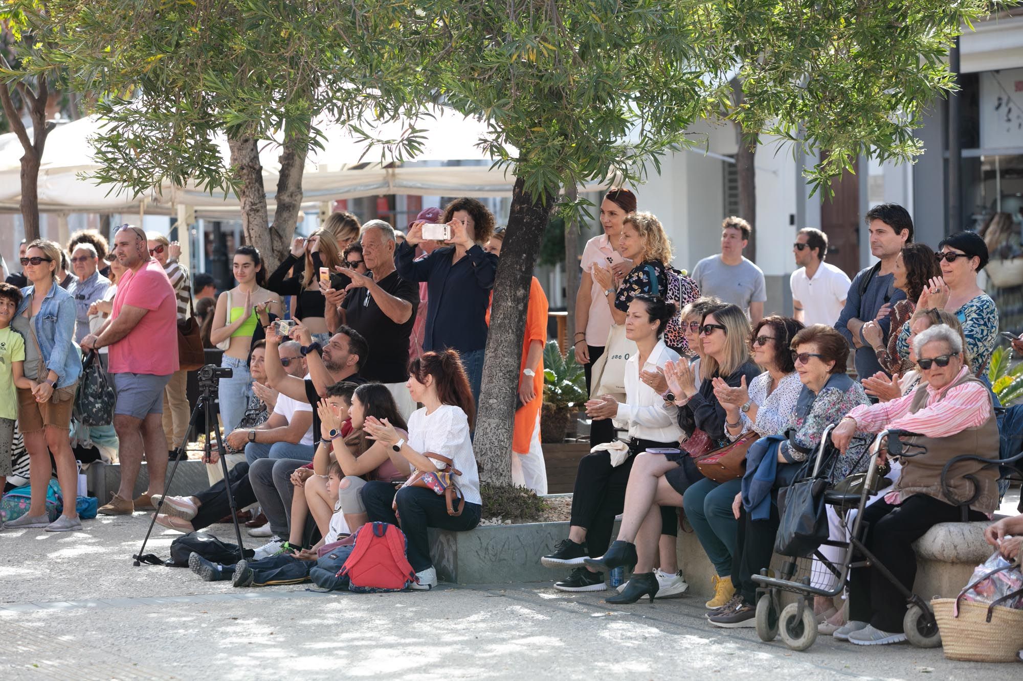 La danza sale a la calle en Ibiza