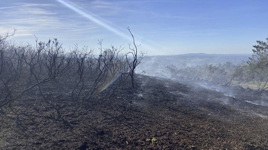Tres incendios forestales en menos de una semana sacuden Rodeiro