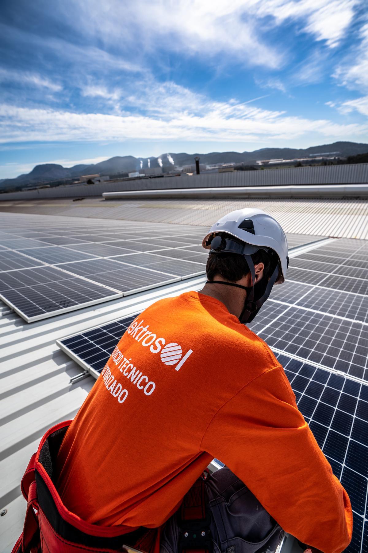 En el pasado ejercicio llevó a cabo la instalación de más de 50.000 paneles.
