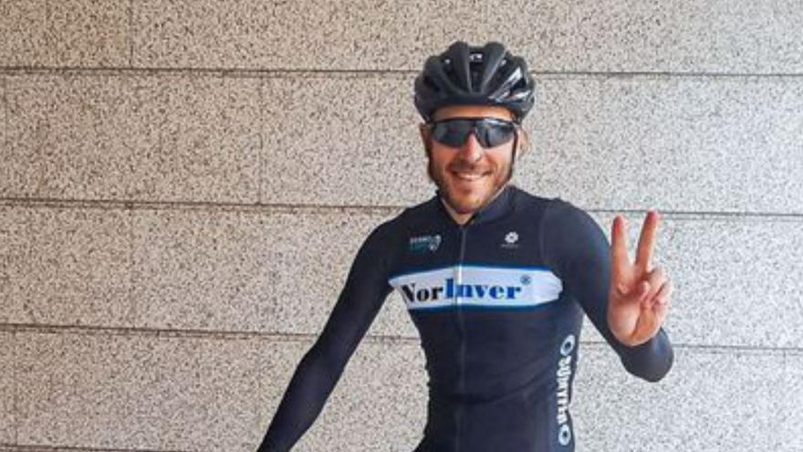 Cristóbal Dios se enfunda el maillot del Norinver Cycling Team