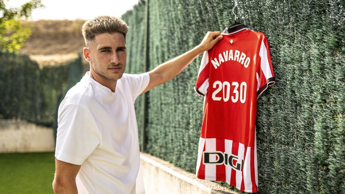Robert Navarro ha firmado hasta el 2030 por el Athletic Club