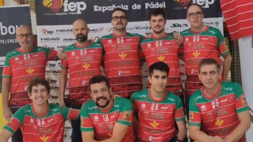 Equipo del Caja Rural de Zamora en la Copa de España en Zaragoza. | |  CEDIDA