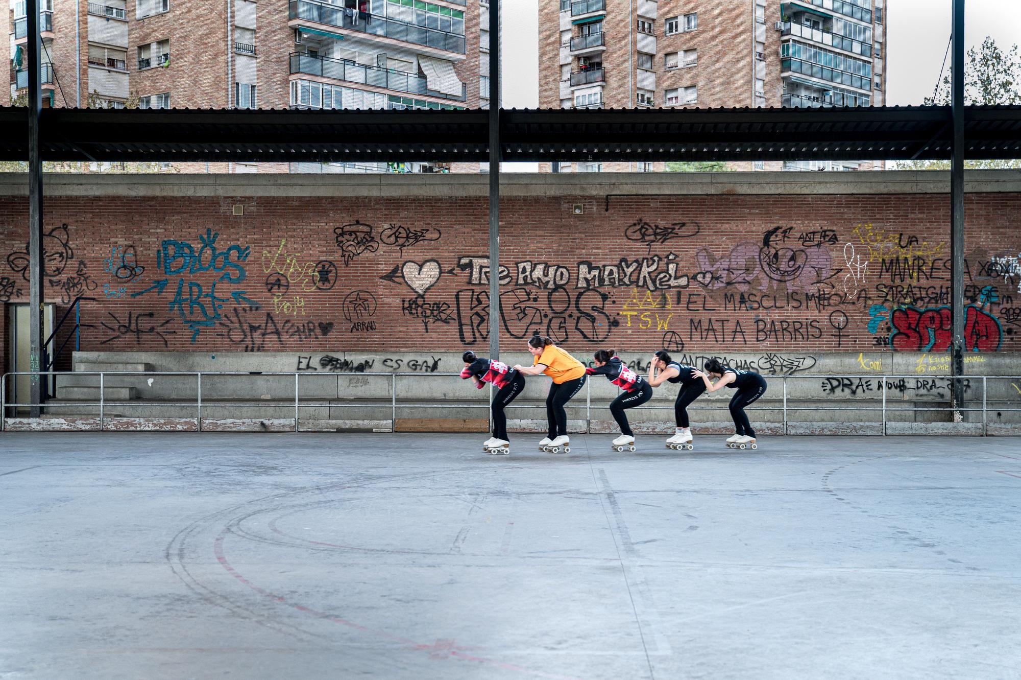 Entrenament a la pista de la Font dels Capellans del Club Patinatge Artístic Manresa