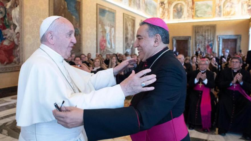 El Papa Francisco recibe a peregrinos de Panamá.