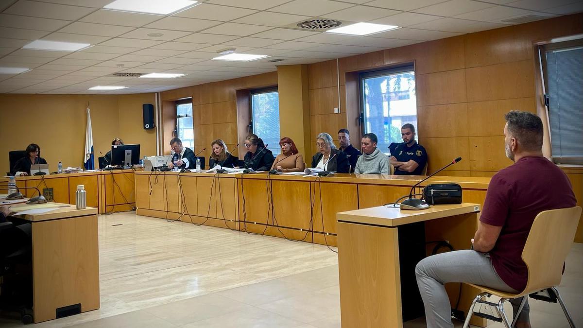 Declaración del guardia civil al que la acusada envió el Whatsapp, durante la segunda sesión celebrada ayer.