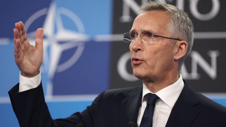 Stoltenberg diu que l&#039;OTAN negocia reforçar l&#039;ajuda a Ucraïna però que els avions &quot;no són una qüestió urgent&quot;