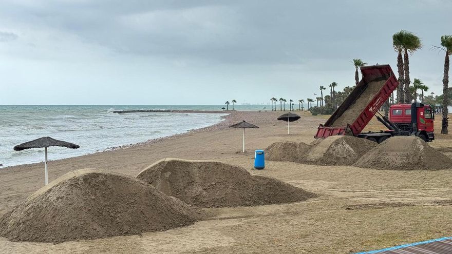 ¿Una nueva playa en un pueblo de Castellón? Ya están tirando arena para hacerla realidad