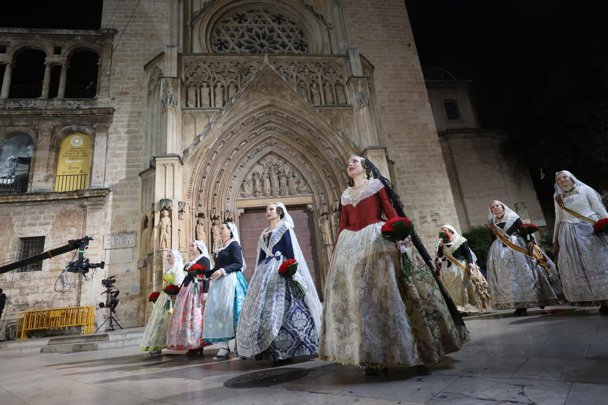 Búscate en la llegada a la plaza de la Virgen