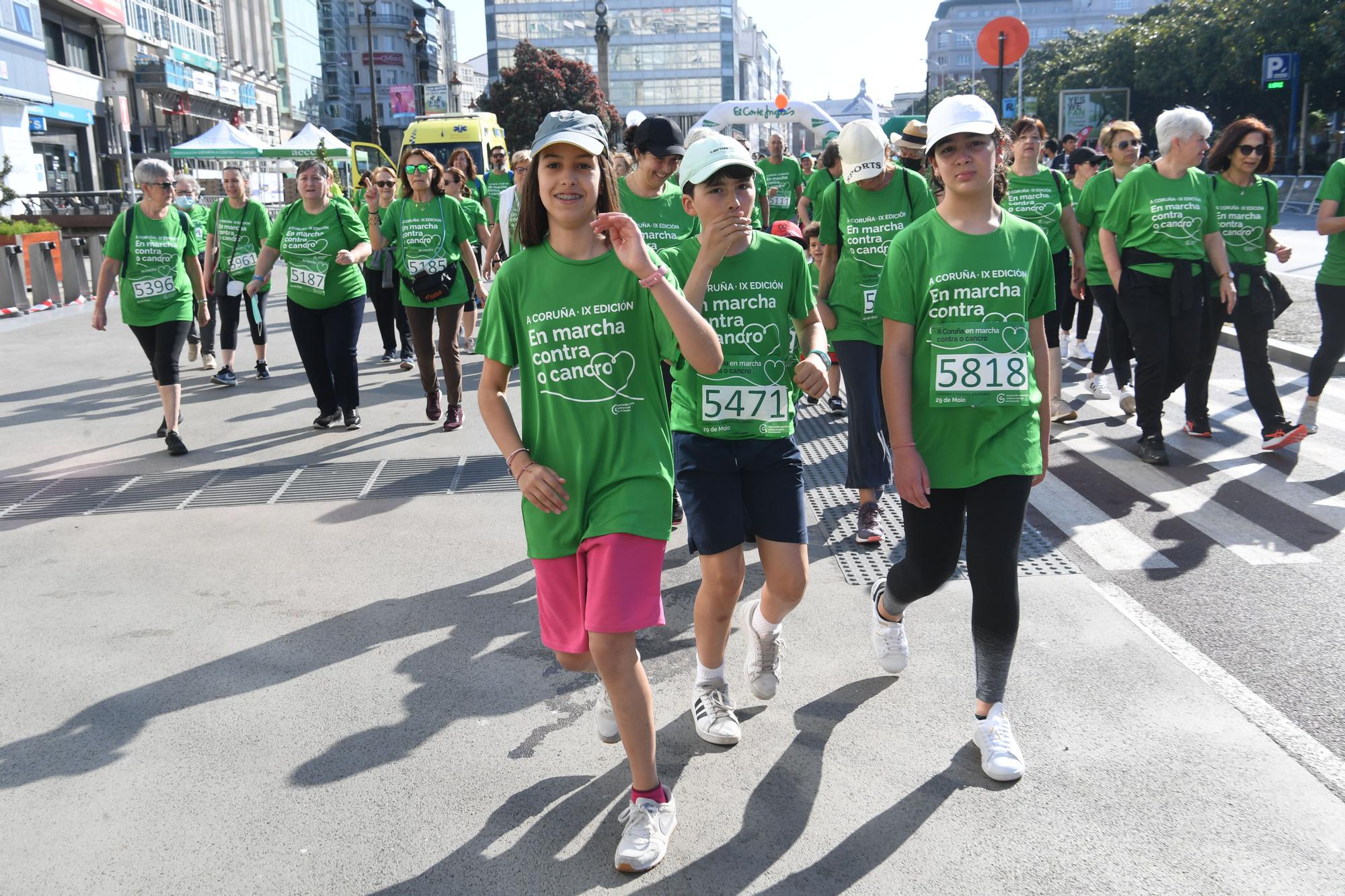 La Carrera contra el Cáncer tiñe de verde la ciudad