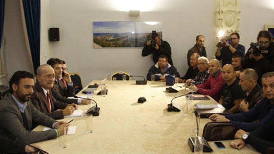 Una imagen del inicio de la reunión, en el Ayuntamiento.