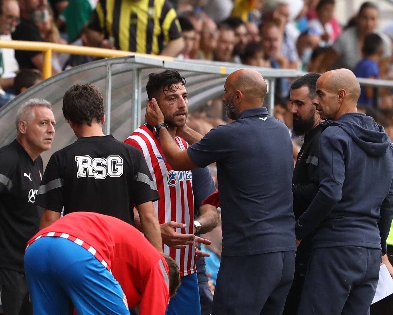 En imágenes: El Sporting vence por 1-0 frente al Racing de Santander en un partido amistoso