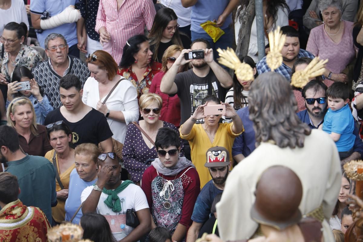 El Amor desciende desde el Cerro