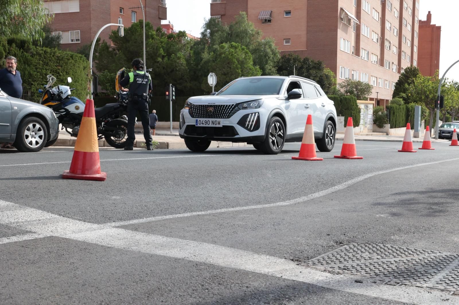Así ha quedado la calzada de la Vía Parque de Alicante tras el hundimiento