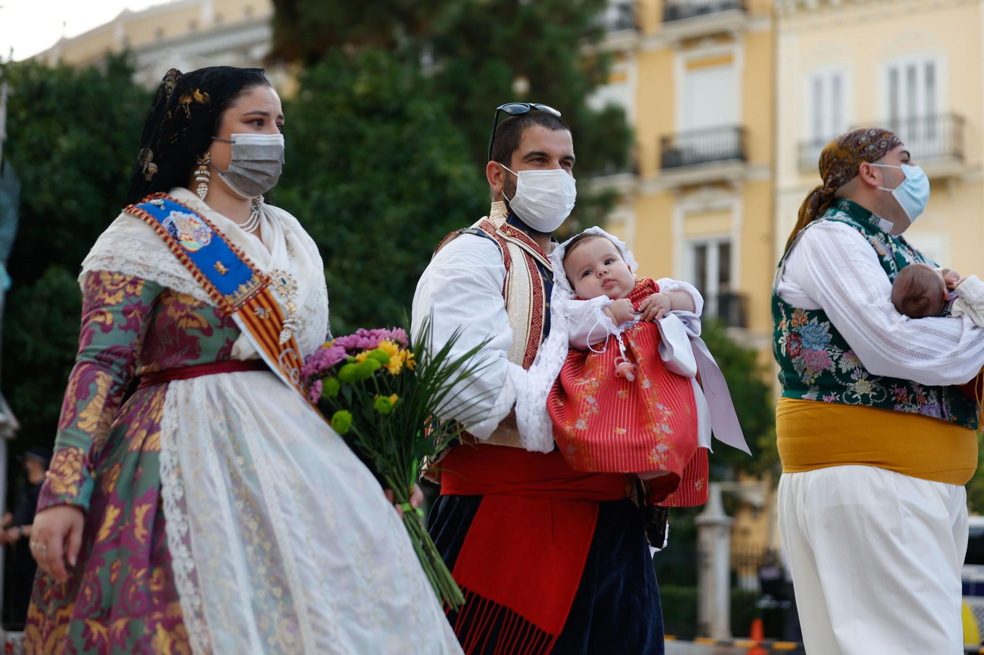 Búscate en el segundo día de Ofrenda por la calle Caballeros (entre las 18.00 y las 19.00 horas)