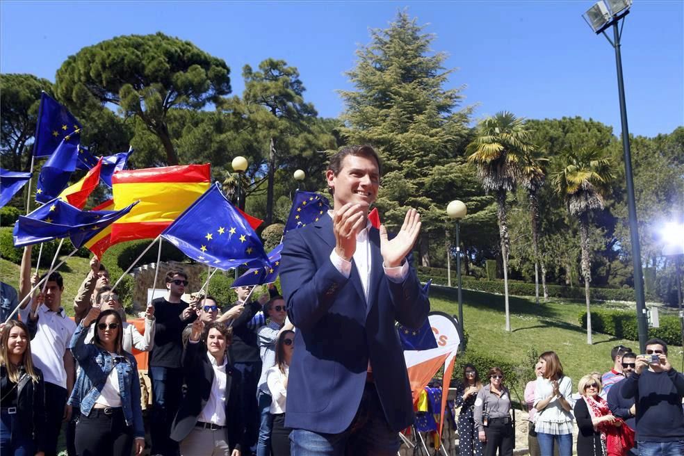 Albert Rivera de precampaña en Zaragoza