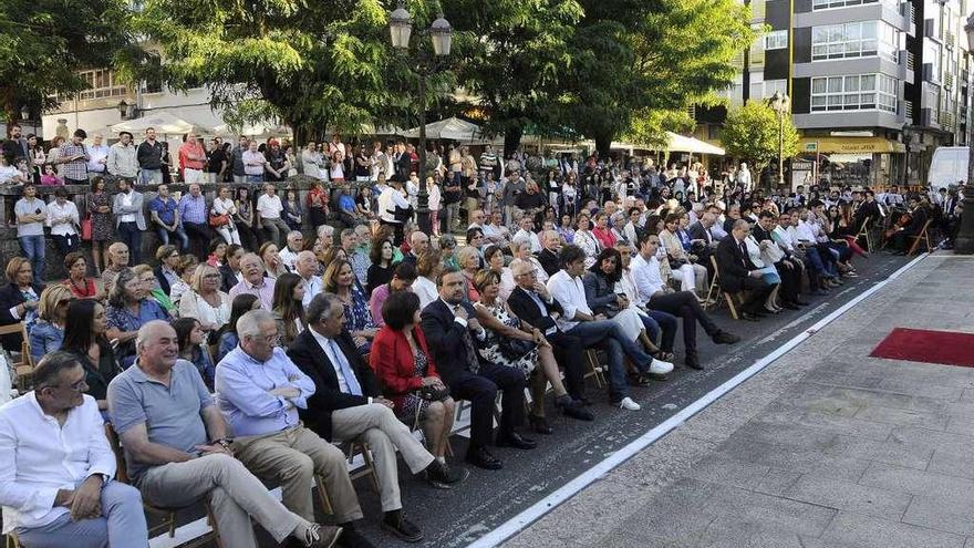 El nombramiento de Victorino Gutiérrez Aller como hijo predilecto, en julio del año pasado, tuvo lugar en el tramo de Matemático Rodríguez que será objeto de la humanización. // Bernabé/Javier Lalín