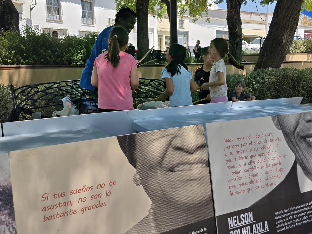 Cañete acoge con éxito la Feria de la Solidaridad Provincial Cañete acoge con éxito la Feria de la Solidaridad Provincial