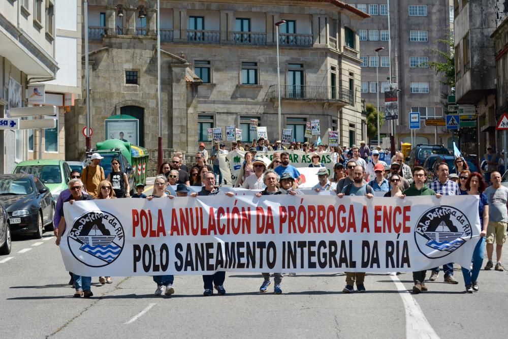 Cuentos de manifestantes se unieron a la protesta