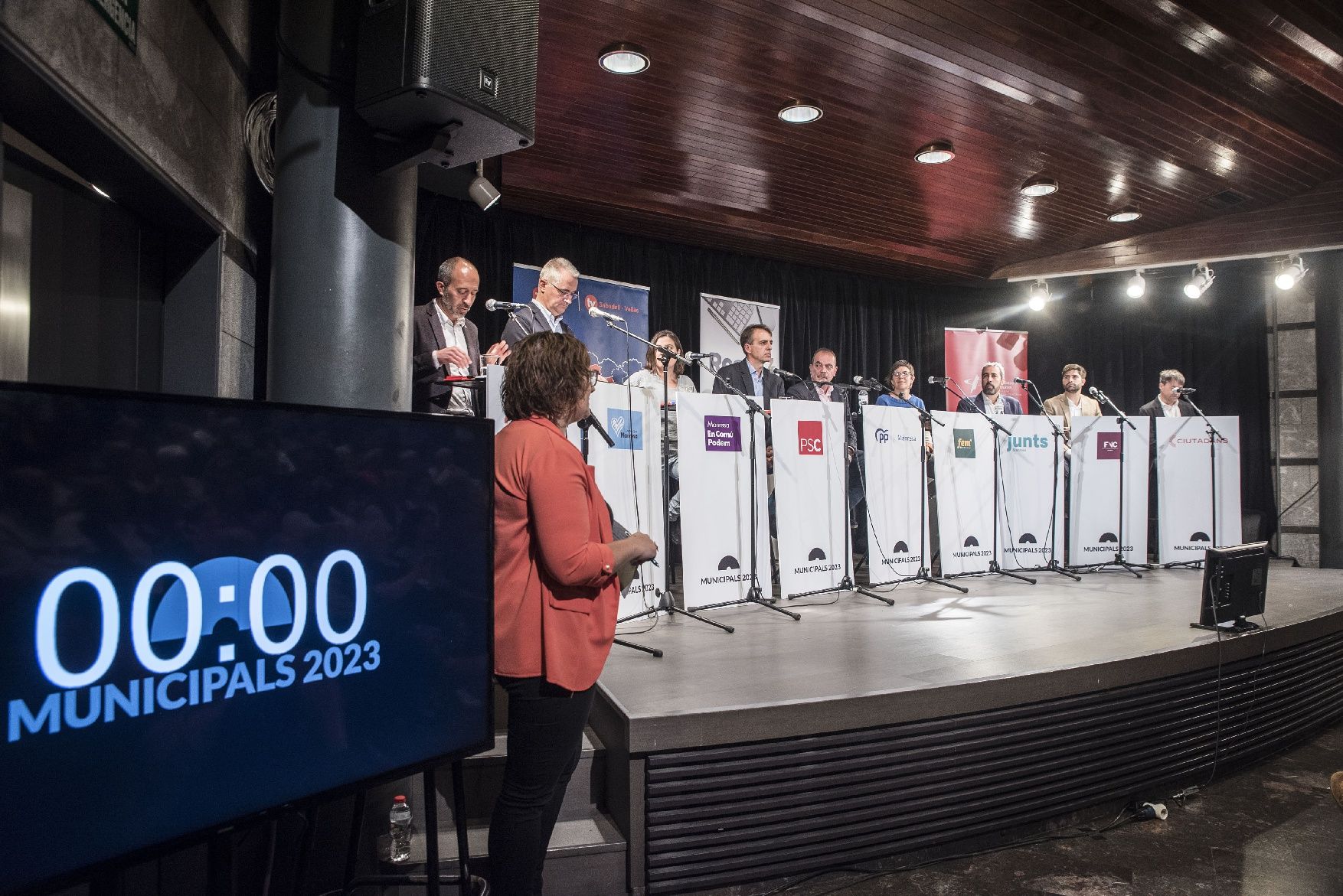 Les millors imatges del debat electoral del Col·legi de Periodistes a Manresa
