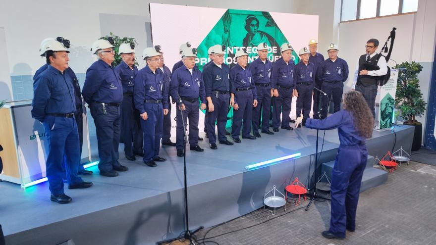 Santa Bárbara, en la gaita de Hevia y la voz del Coro Minero de Turón