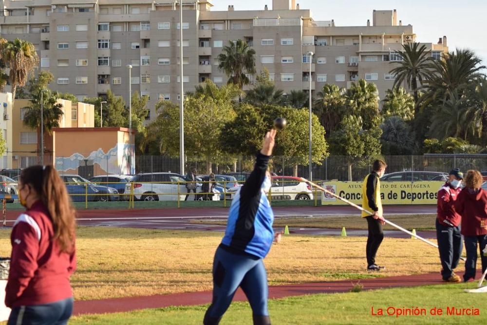 Control federativo de atletismo en Cartagena