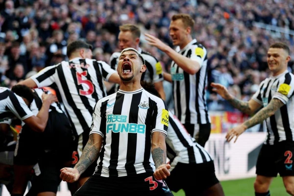 El Newcastle superó al United