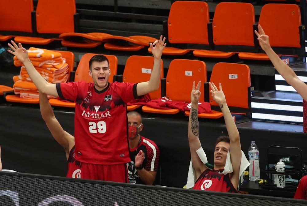 Partido entre el Zaragoza y el Grancsa (85-76)