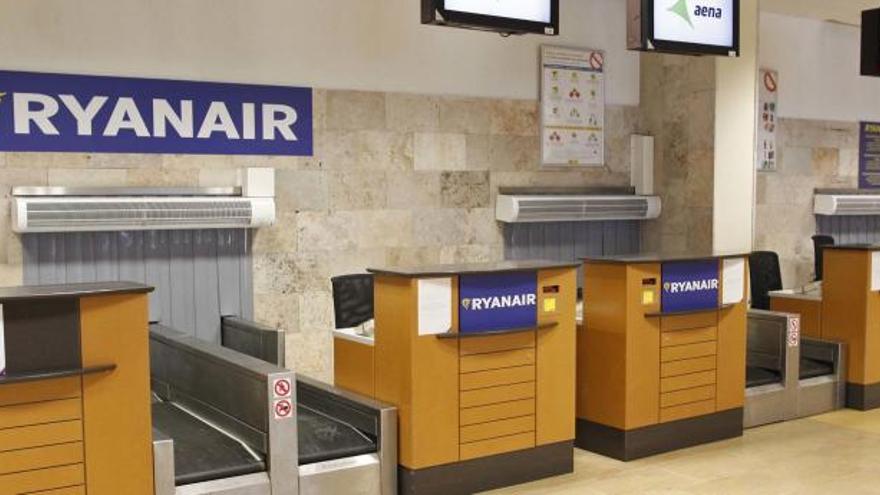 Una imatge del 2015 de la terminal de l&#039;aeroport de Girona-Costa Brava.