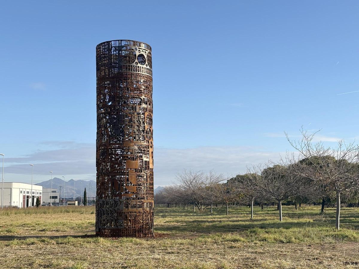 Imagen de la escultura.