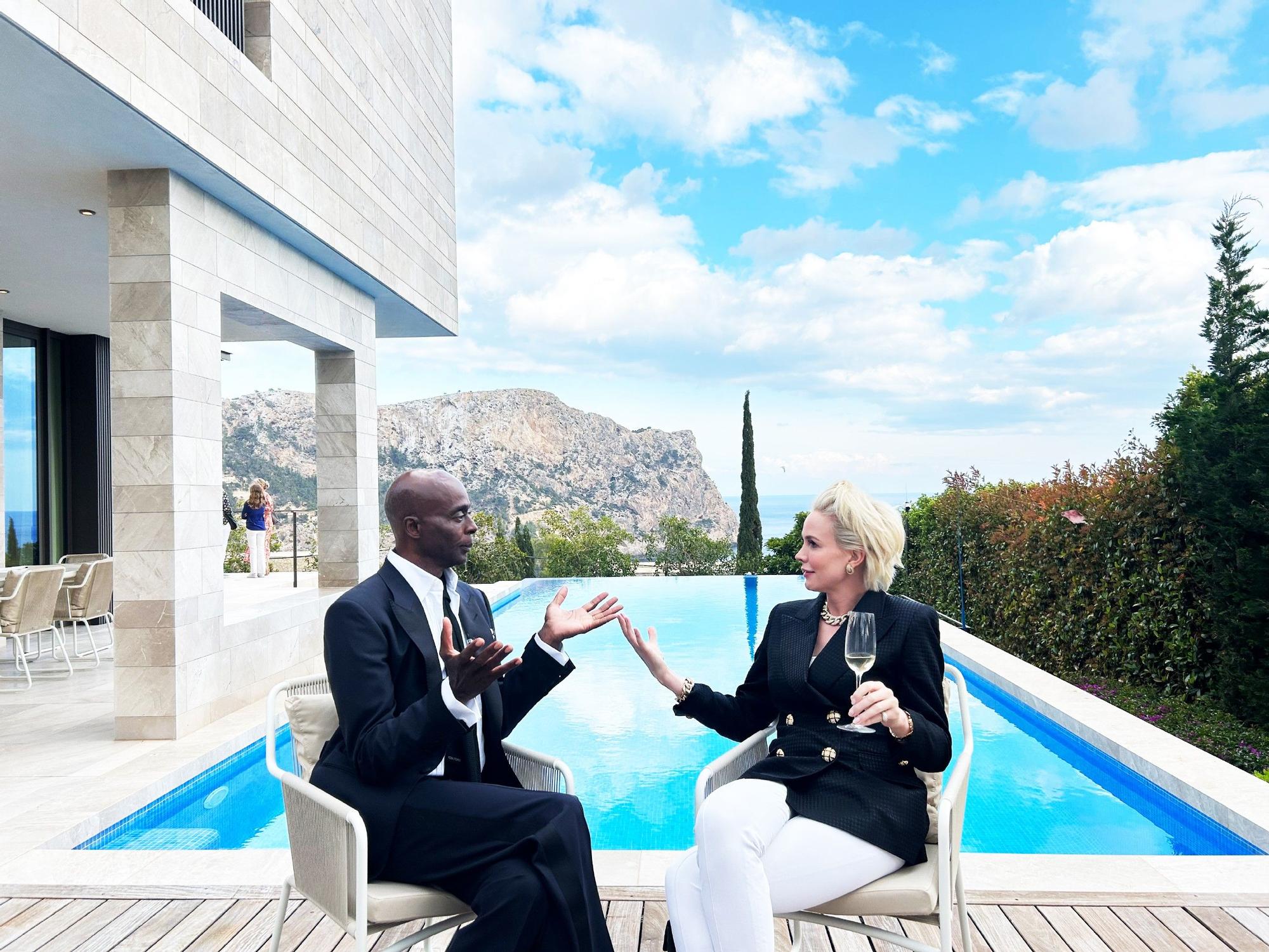 Bruce Darnell und Ira Wolff beim Open-House-Event in der 14-Millionen-Villa.