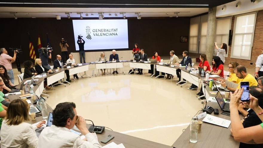 Reunión entre sindicatos y Consellería a la semana del inicio de la huelga educativa