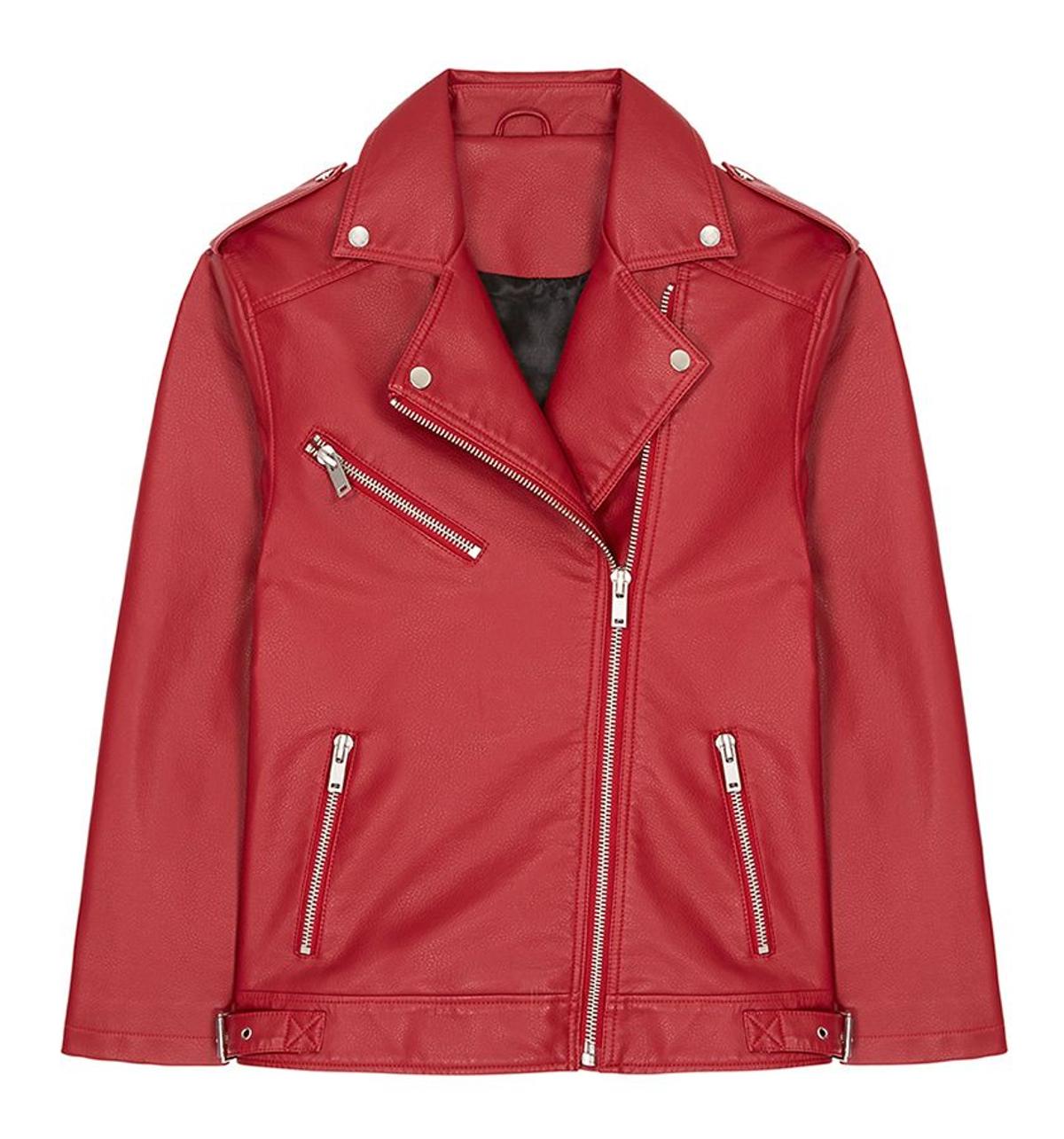 Chaqueta roja de Find, la firma de moda de Amazon