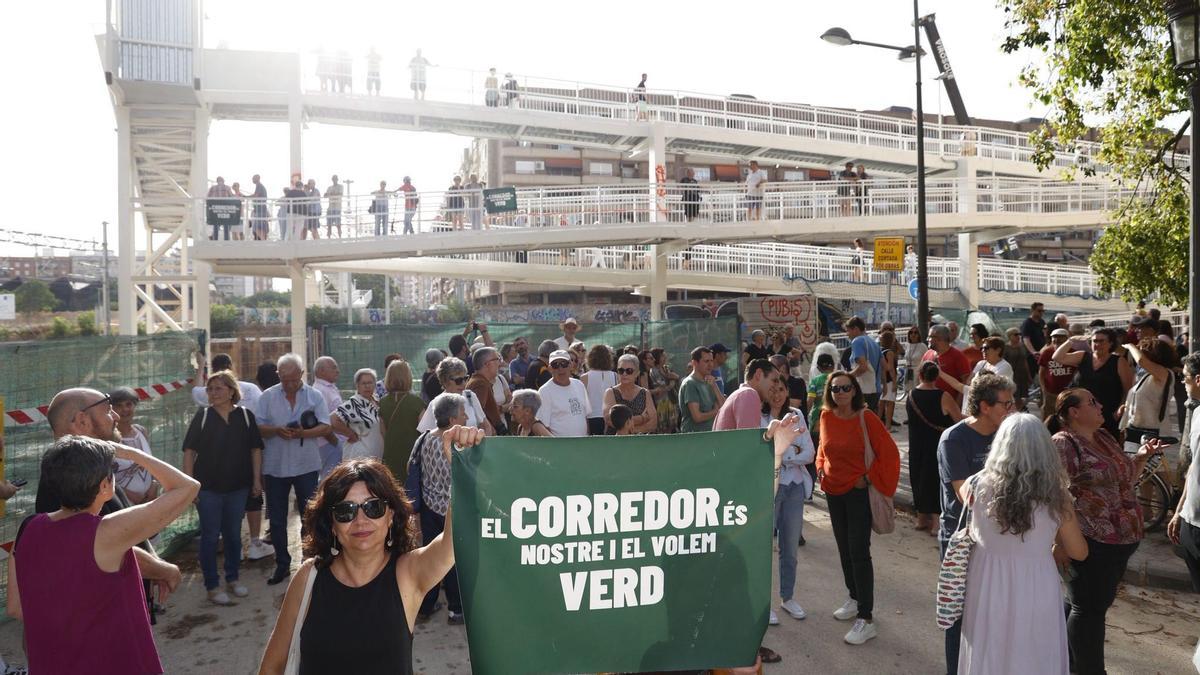 Protesta para exigir el Corredor Verde en el acceso ferroviario
