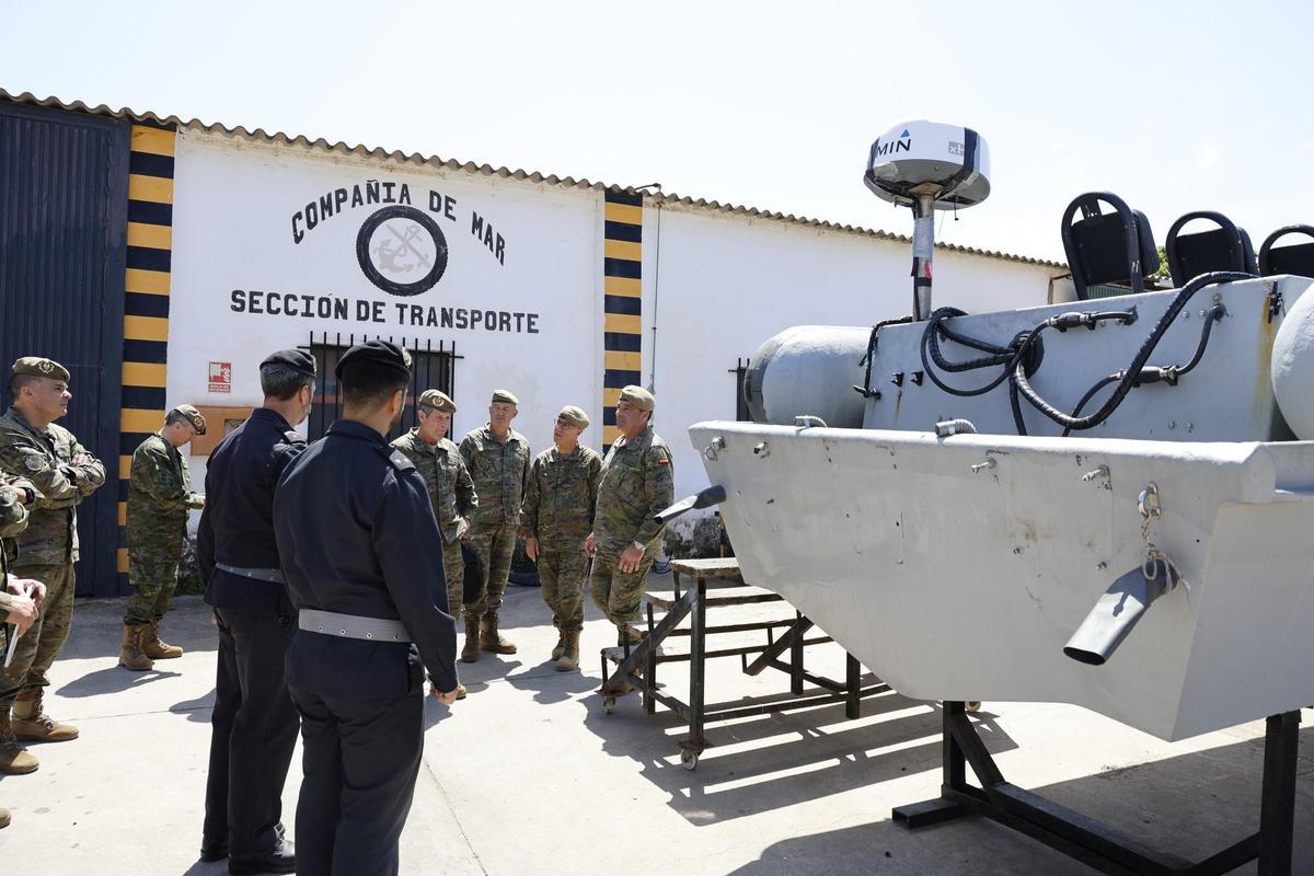 Visita a la Compañía de Mar de Melilla.