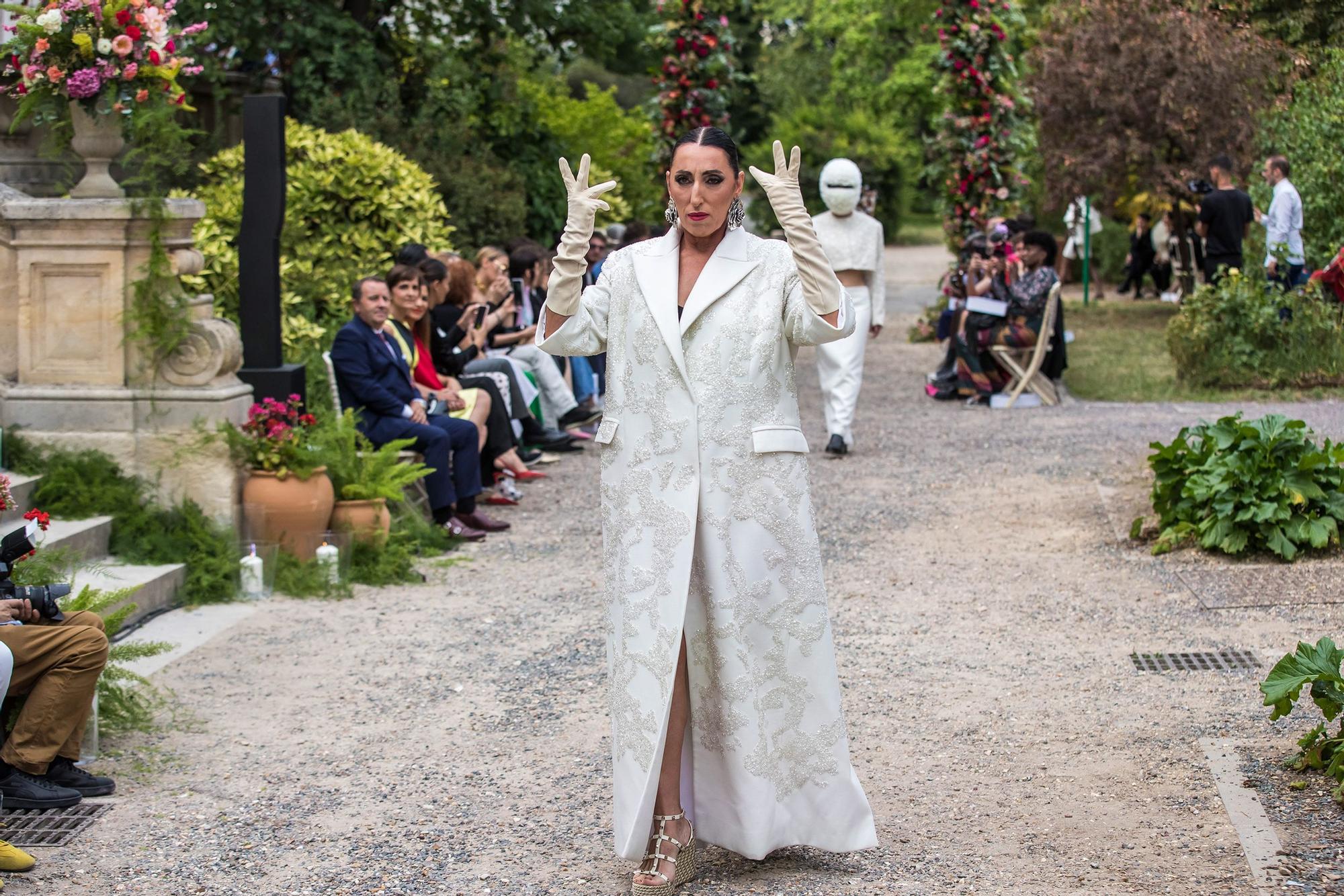 La diseñadora Juana Martín primera española en la Semana de la Alta Costura de París